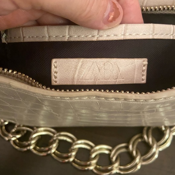 ZARA Ivory Croc Patterned Purse - Picture 4 of 6